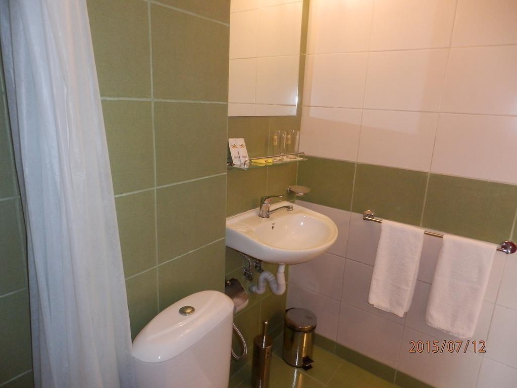 Olimpia Supersnab Hotel Baltjik Exteriör bild