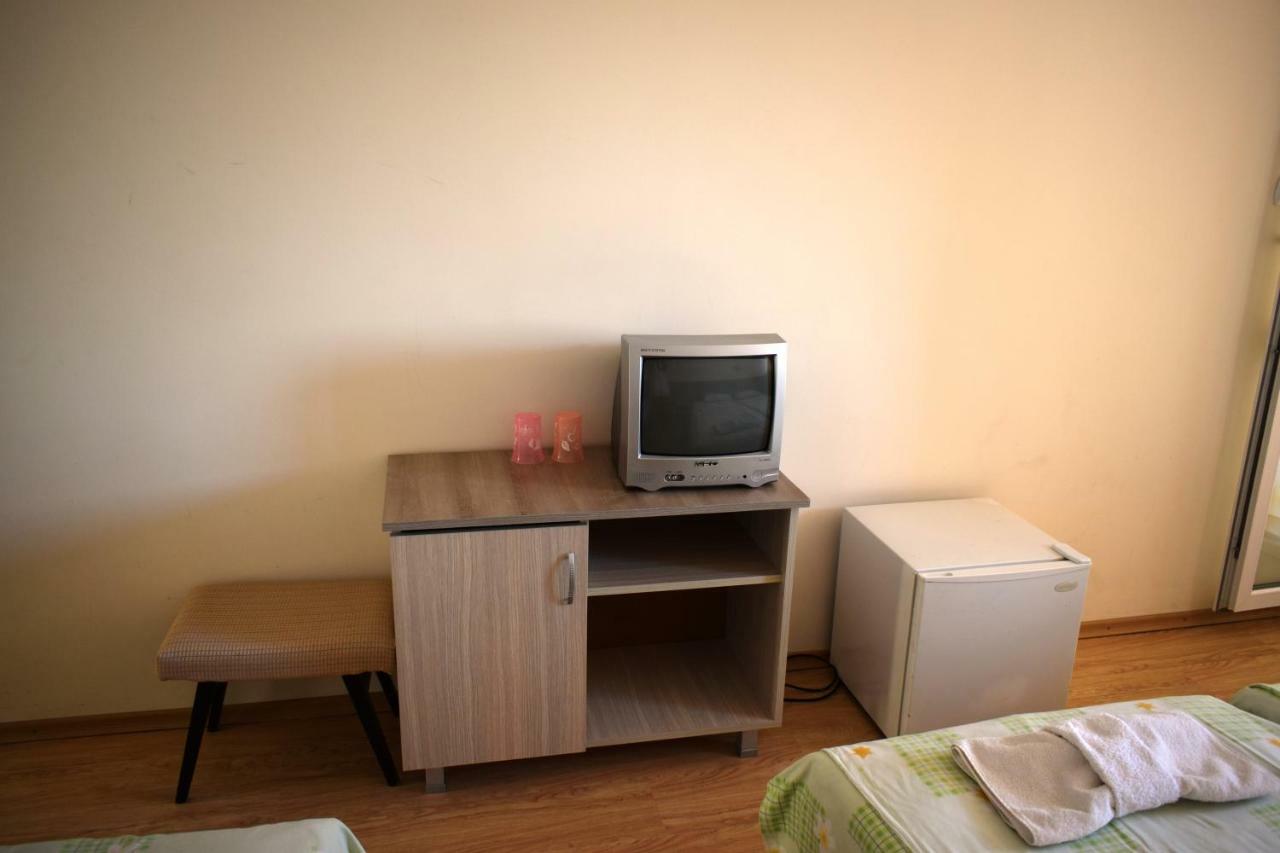 Olimpia Supersnab Hotel Baltjik Exteriör bild